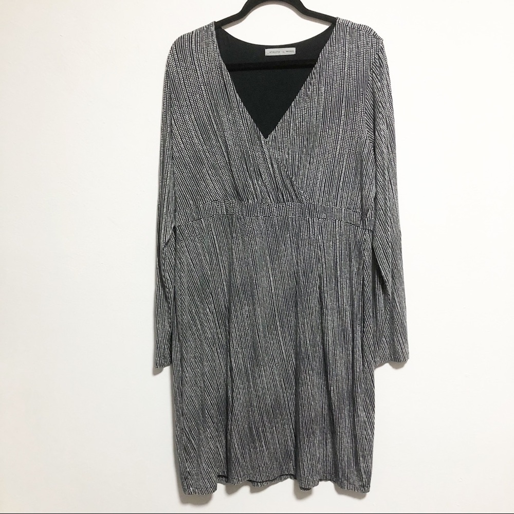 Athleta Printed Black & Gray Wrap It Up Dress XL